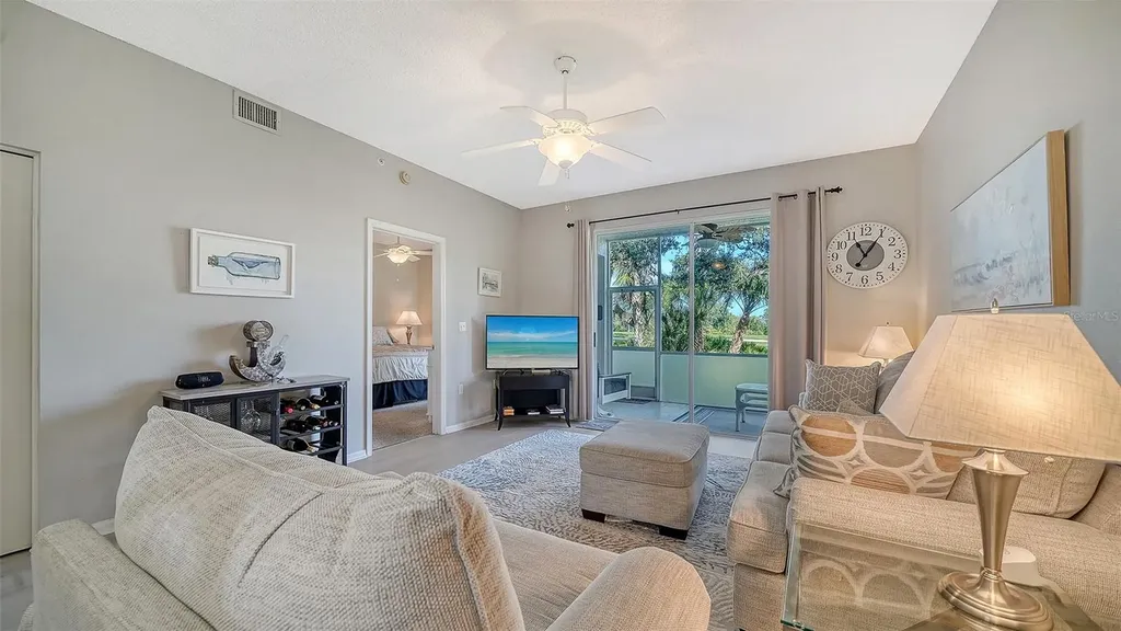 9620 Club South Circle Sarasota FL 34238