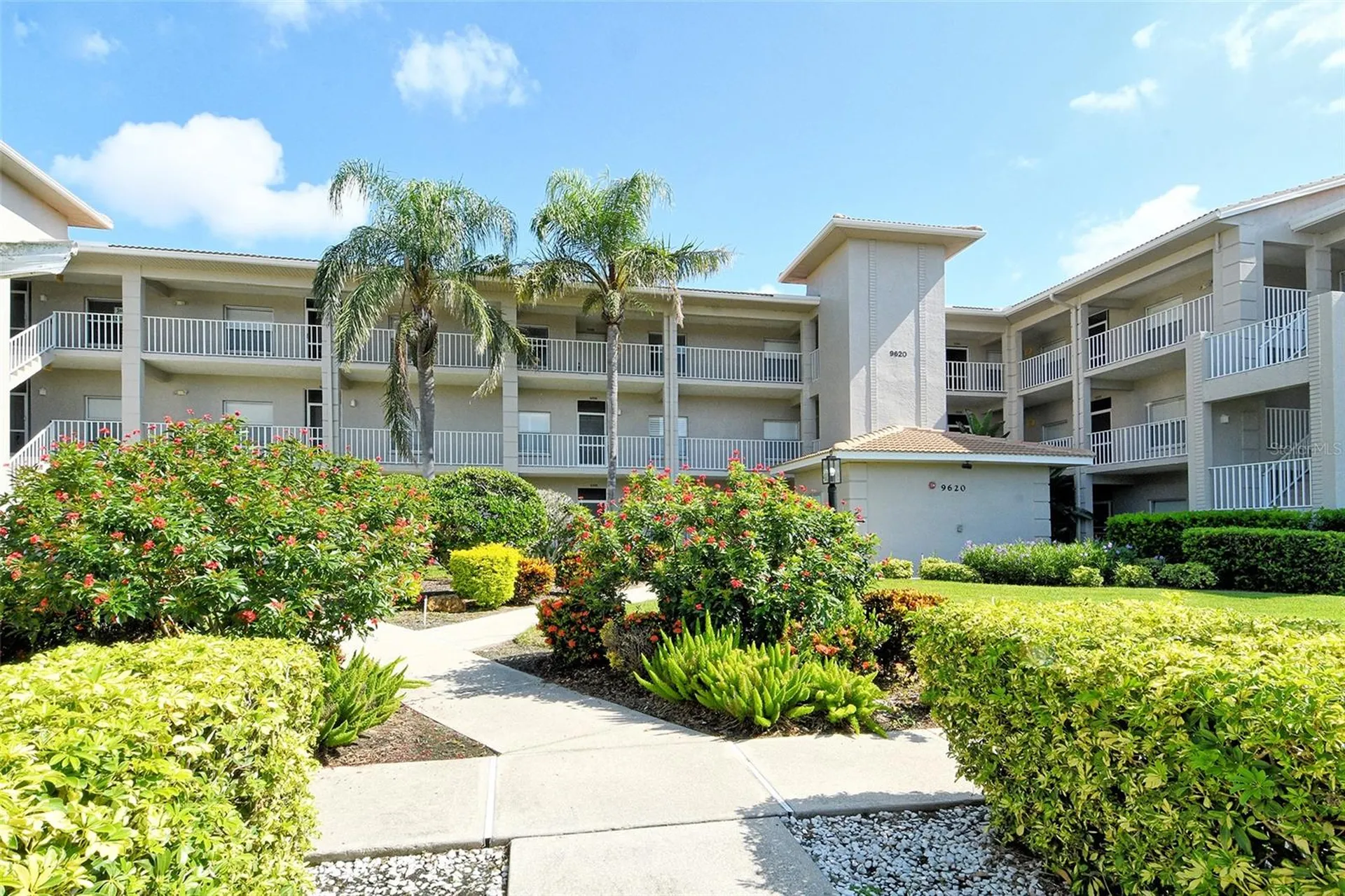 Sarasota FL, 9620 Club South Circle, Unit 5107
