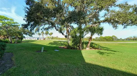 9620 Club South Circle Sarasota FL 34238