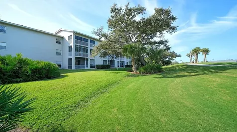 9620 Club South Circle Sarasota FL 34238
