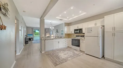 9620 Club South Circle Sarasota FL 34238