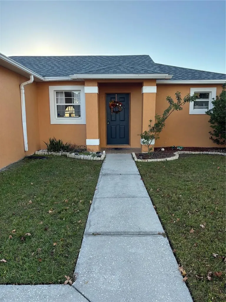 610 Mercado Court Kissimmee FL 34758