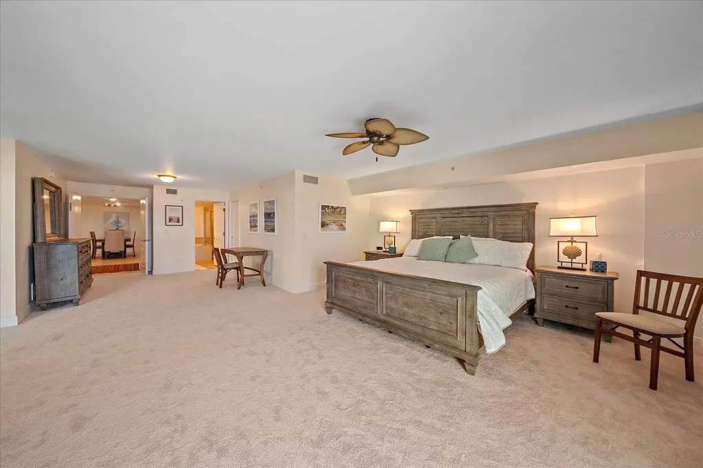 5056 N Beach Road Englewood FL 34223