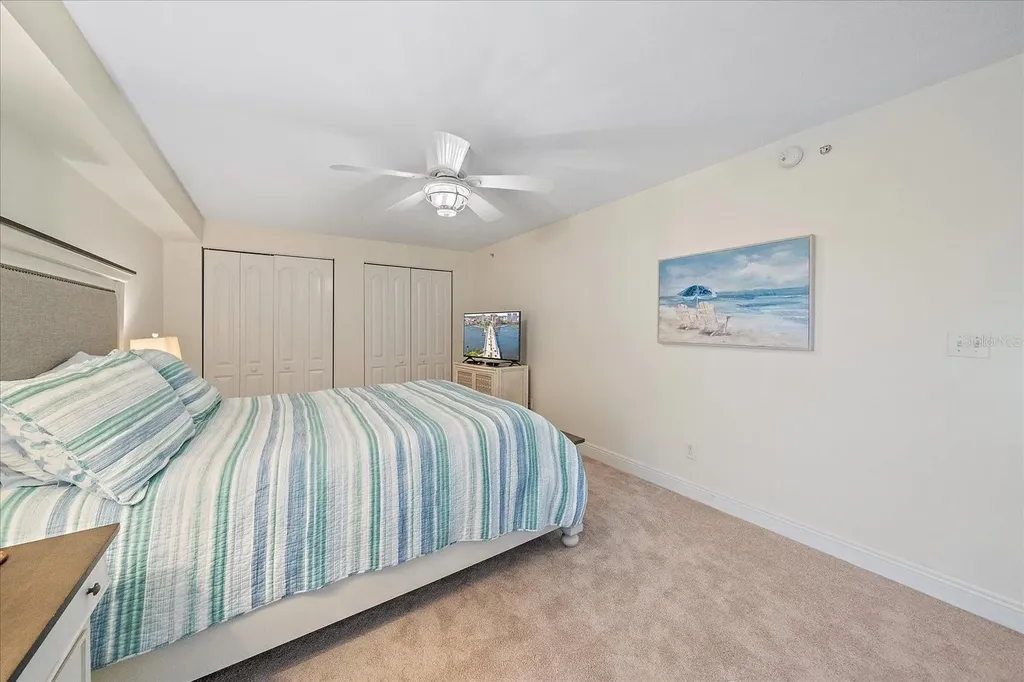 5056 N Beach Road Englewood FL 34223