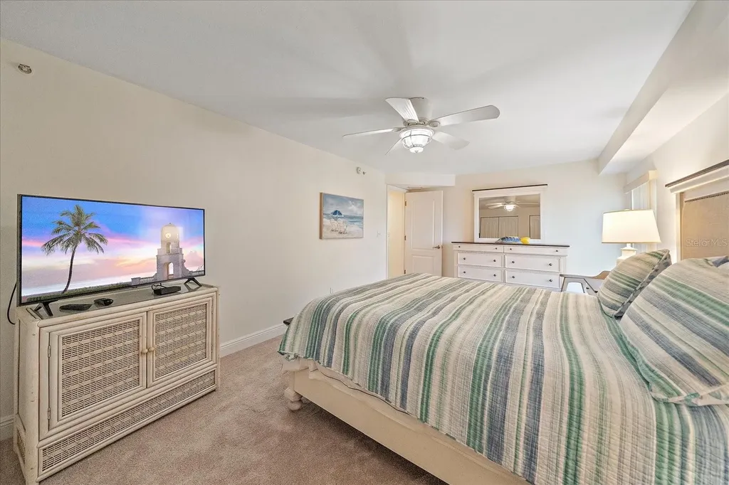 5056 N Beach Road Englewood FL 34223