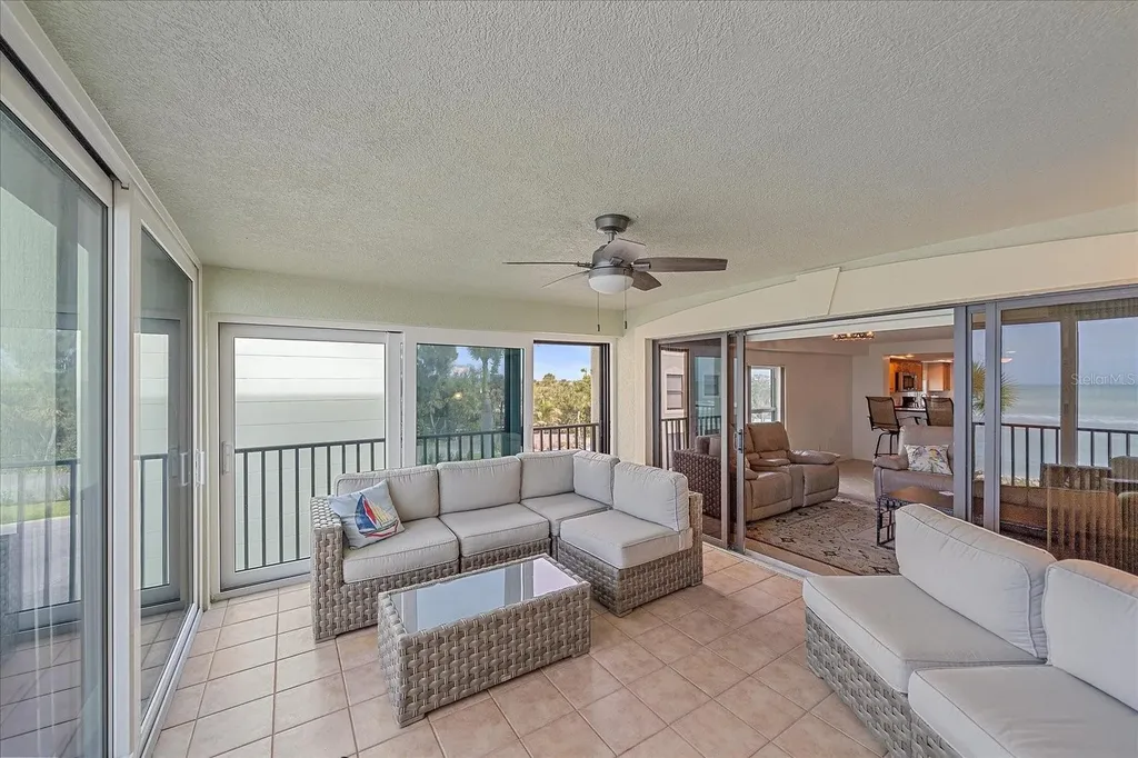 5056 N Beach Road Englewood FL 34223