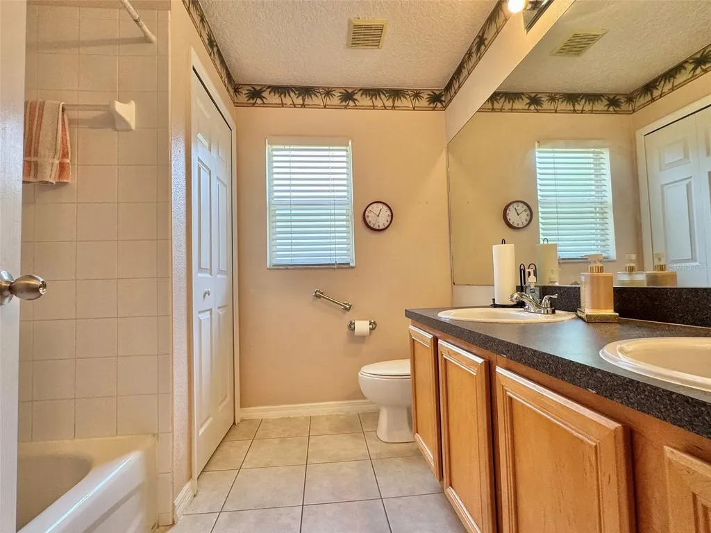 2660 Ledgemont Court Clermont FL 34711