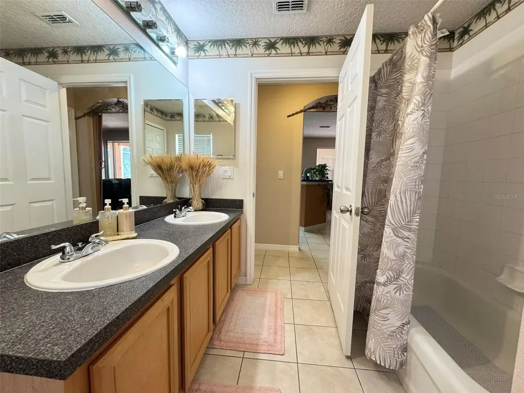 2660 Ledgemont Court Clermont FL 34711