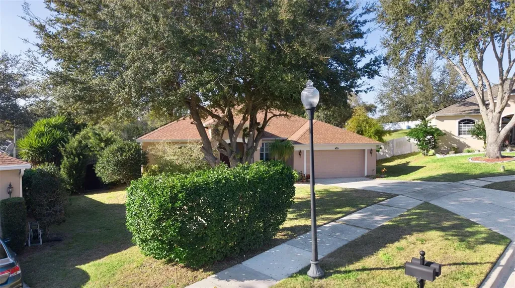 2660 Ledgemont Court Clermont FL 34711
