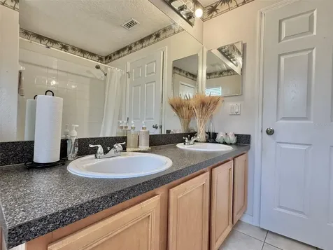 2660 Ledgemont Court Clermont FL 34711
