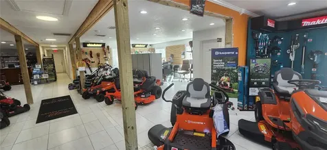 7941 N Armenia Ave, Tampa FL 33604