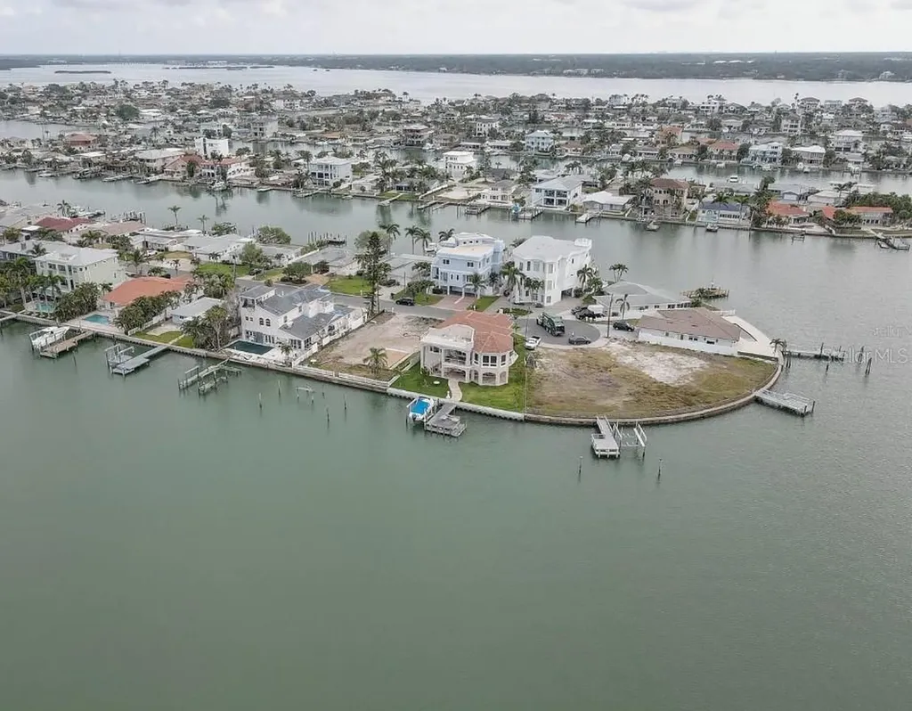11100 5th Street E Treasure Island FL 33706