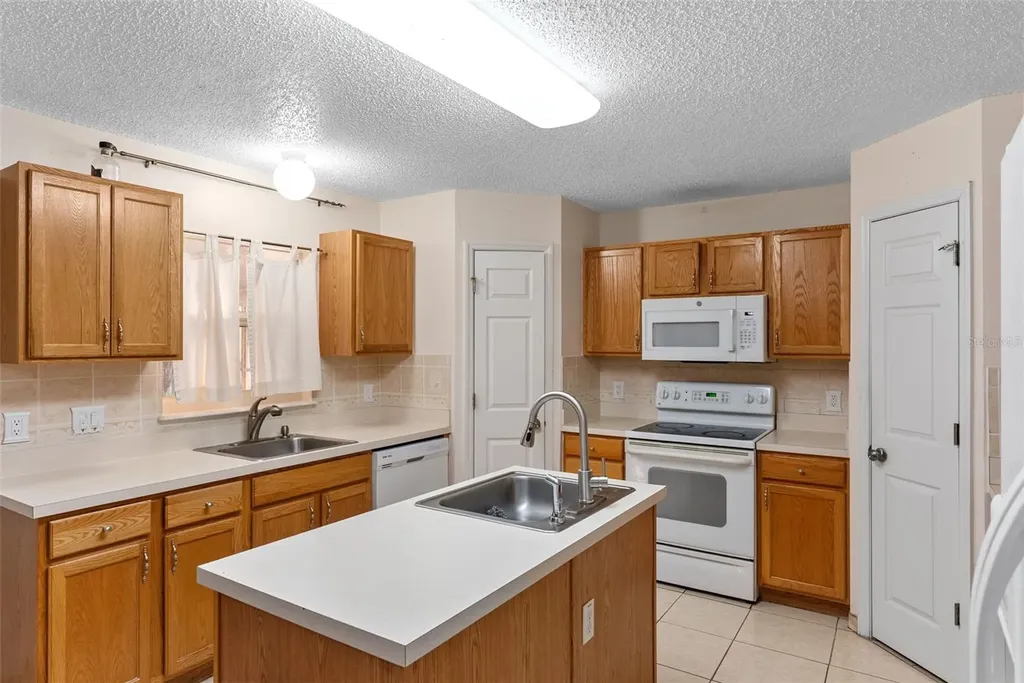 1009 Ronlin Street Haines City FL 33844