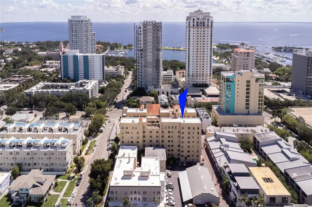 130 4th Avenue N St Petersburg FL 33701