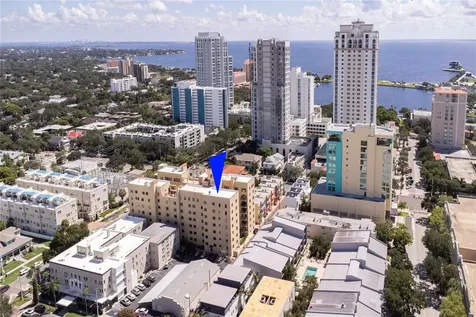 130 4th Avenue N St Petersburg FL 33701