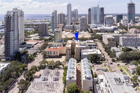 130 4th Avenue N St Petersburg FL 33701