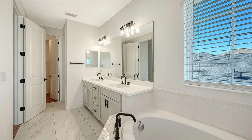 10167 Milky Way Circle Sarasota FL 34241