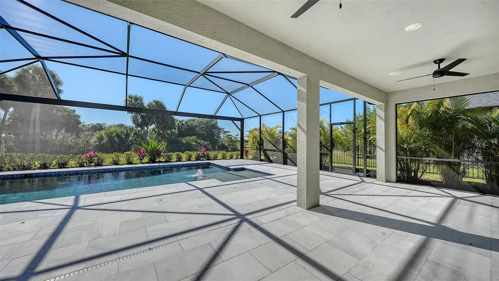 10167 Milky Way Circle Sarasota FL 34241