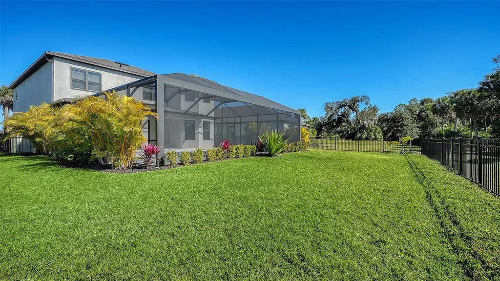 10167 Milky Way Circle Sarasota FL 34241