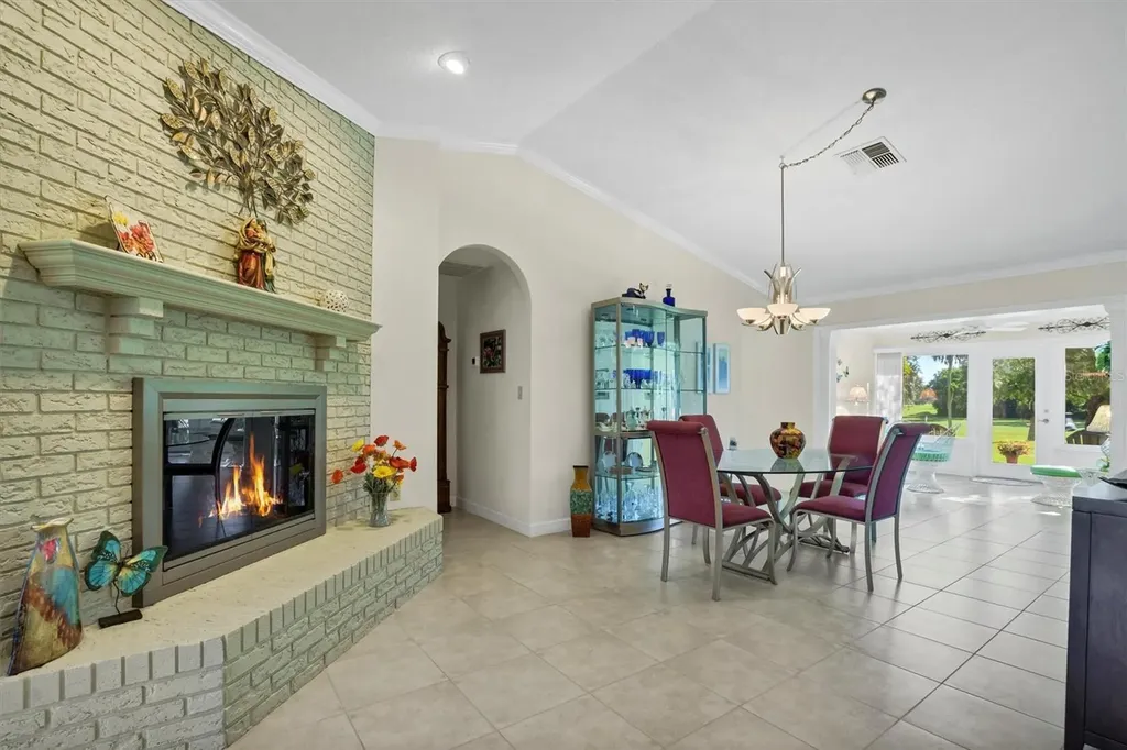 517 Clubhouse Drive Lake Wales FL 33898