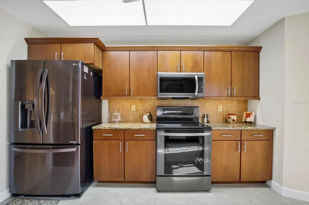 517 Clubhouse Drive Lake Wales FL 33898