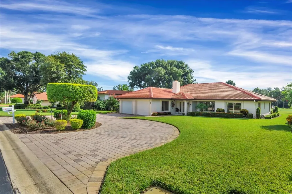 517 Clubhouse Drive Lake Wales FL 33898