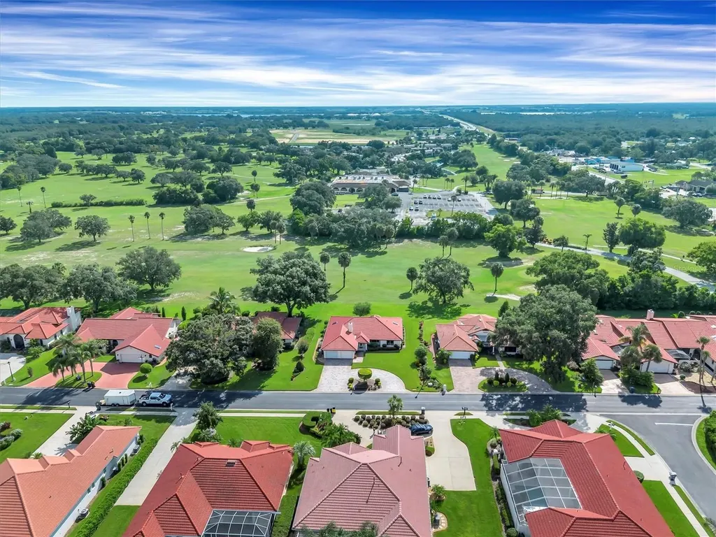 517 Clubhouse Drive Lake Wales FL 33898