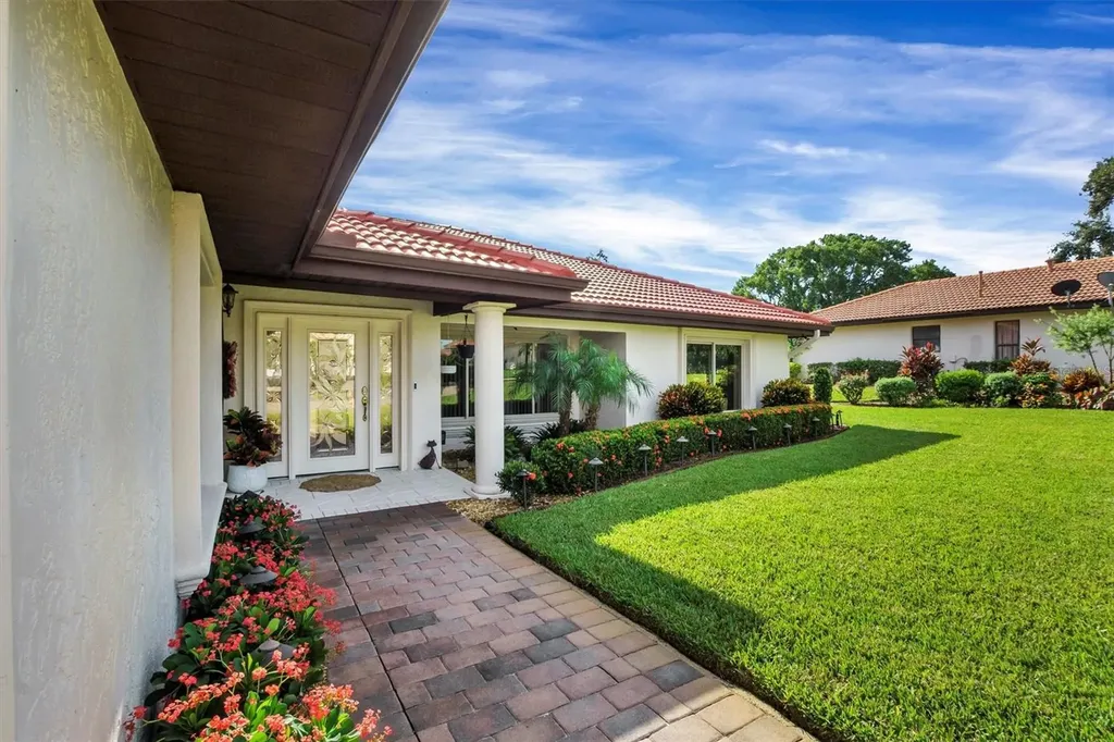 517 Clubhouse Drive Lake Wales FL 33898