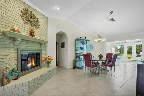 517 Clubhouse Drive Lake Wales FL 33898