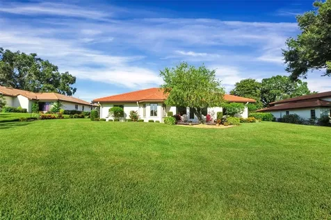 517 Clubhouse Drive Lake Wales FL 33898