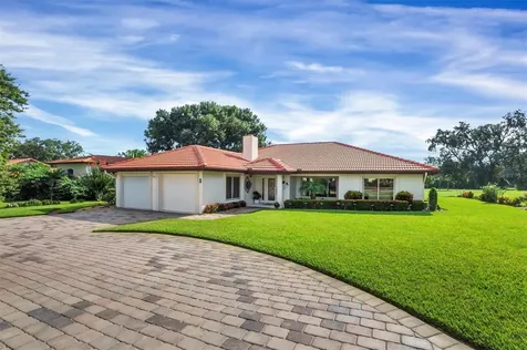 517 Clubhouse Drive Lake Wales FL 33898