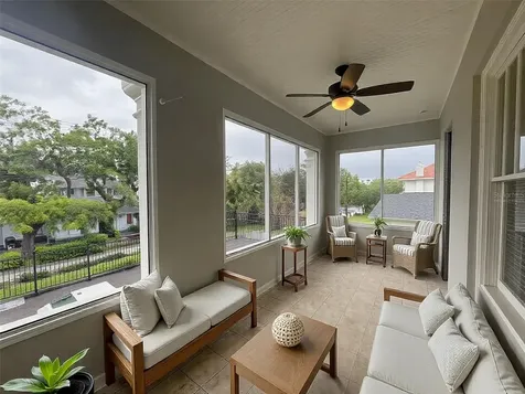 1806 W Morrison Avenue Tampa FL 33606
