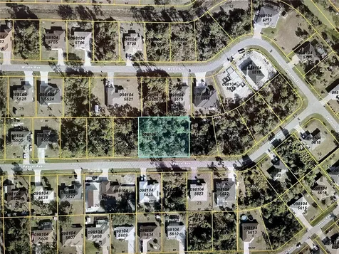 Lot 10&11 Paschal Avenue North Port FL 34286