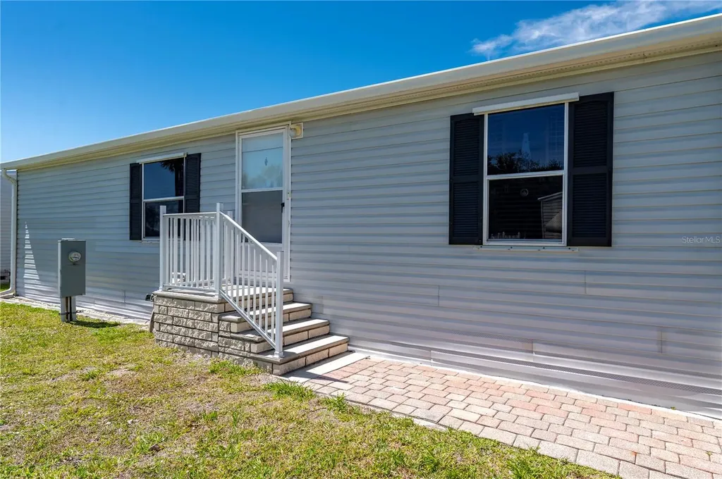 1000 Kings Highway Port Charlotte FL 33980