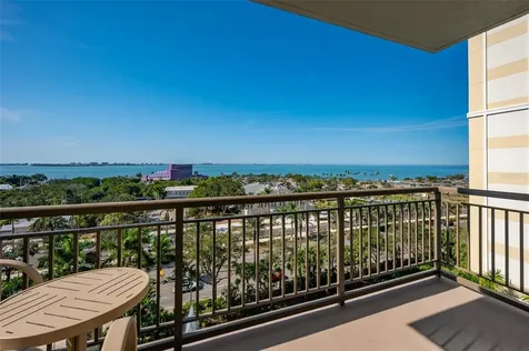 800 N Tamiami Trail Sarasota FL 34236