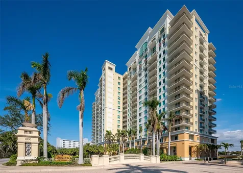 800 N Tamiami Trail Sarasota FL 34236