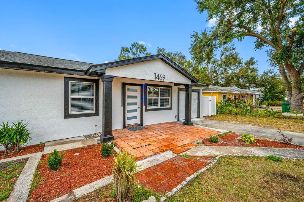 1469 Young Avenue Clearwater FL 33756