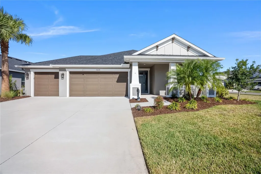 5828 Clairwood Court Palmetto FL 34221