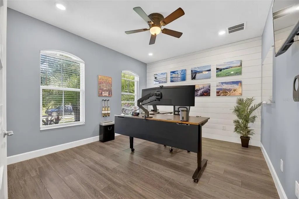 851 Manns Harbor Drive Apollo Beach FL 33572