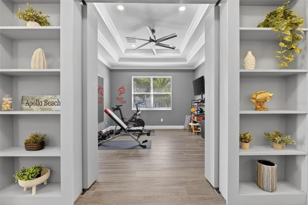 851 Manns Harbor Drive Apollo Beach FL 33572