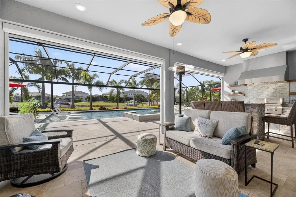 851 Manns Harbor Drive Apollo Beach FL 33572