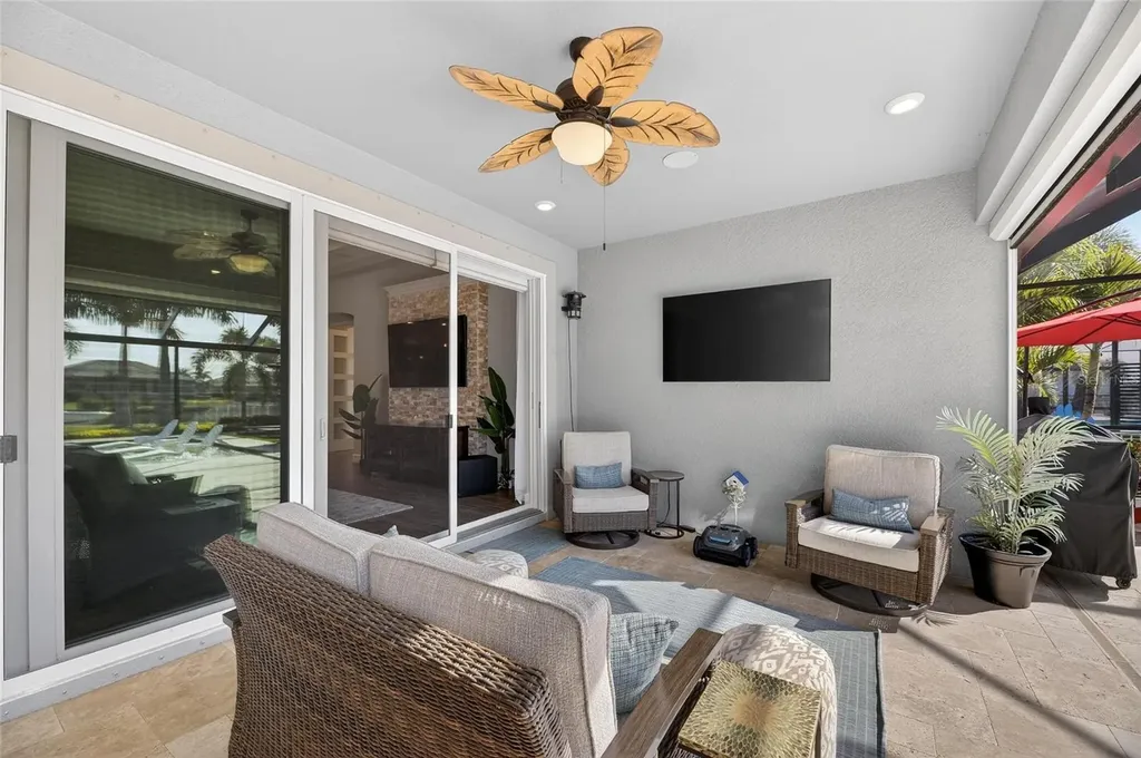 851 Manns Harbor Drive Apollo Beach FL 33572