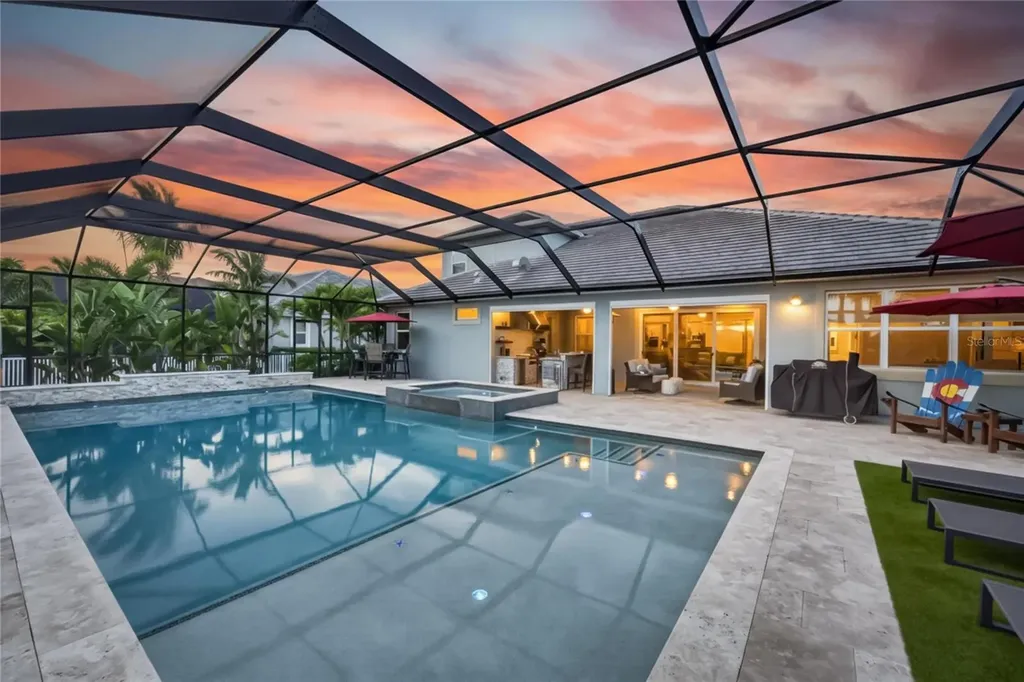 851 Manns Harbor Drive Apollo Beach FL 33572