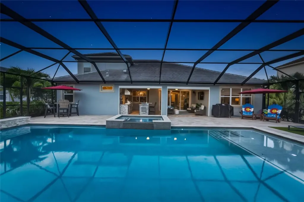 851 Manns Harbor Drive Apollo Beach FL 33572
