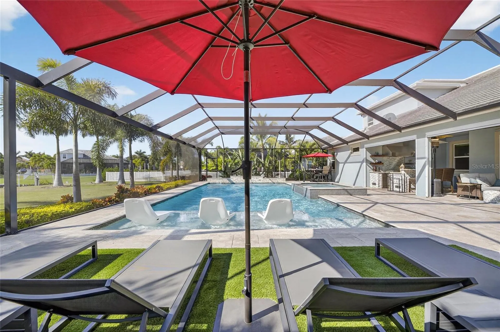 851 Manns Harbor Drive Apollo Beach FL 33572