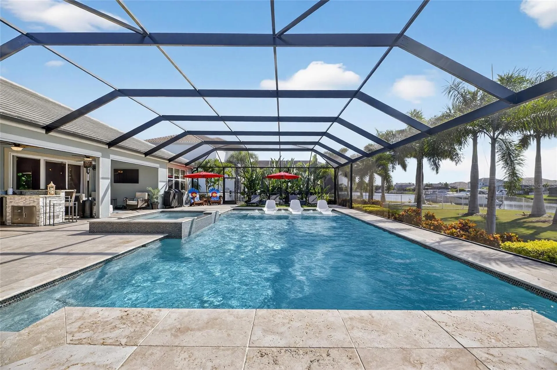851 Manns Harbor Drive Apollo Beach FL 33572