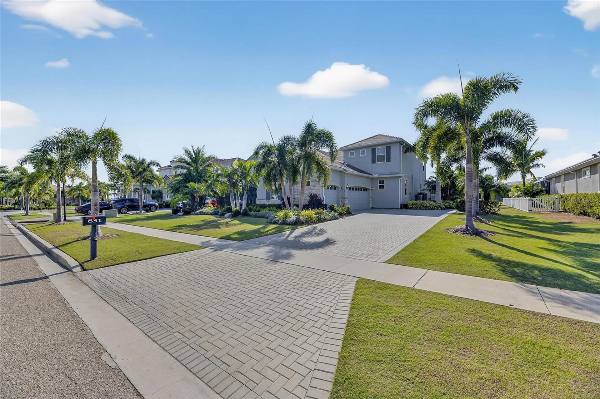 851 Manns Harbor Drive Apollo Beach FL 33572