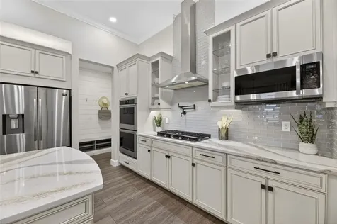 851 Manns Harbor Drive Apollo Beach FL 33572