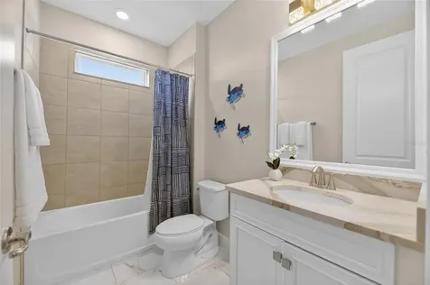 851 Manns Harbor Drive Apollo Beach FL 33572