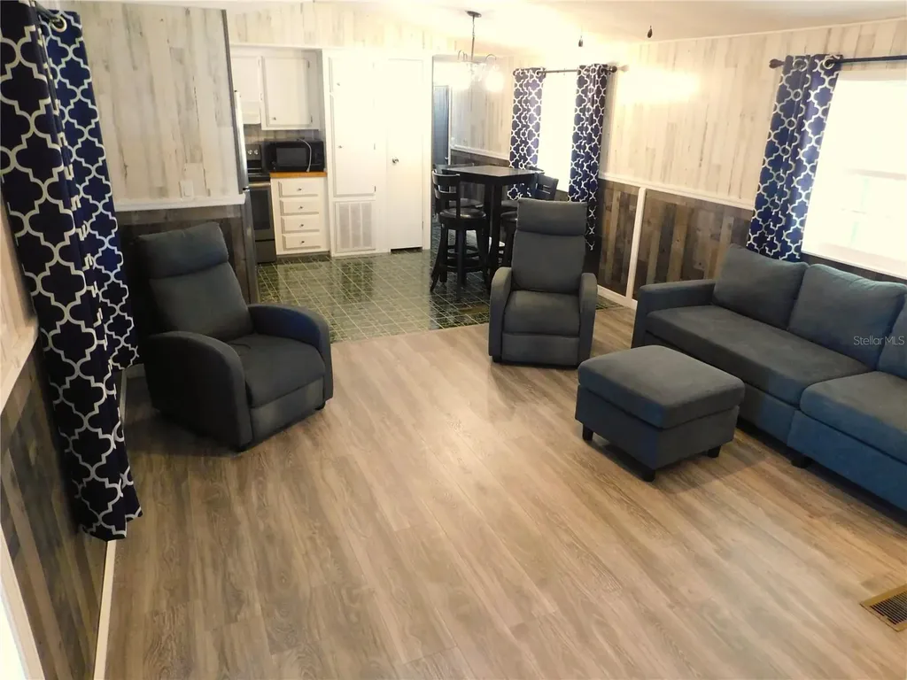5248 Antigua Drive Zephyrhills FL 33541